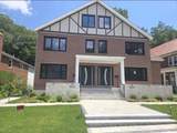 442 Lowell Ave - Photo 1