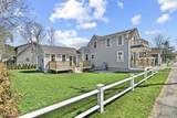 33 Vineyard Ave - Photo 2