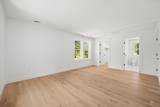 25 Lynn St - Photo 18