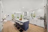 25 Lynn St - Photo 2
