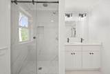 25 Lynn St - Photo 23