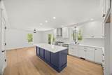 25 Lynn St - Photo 3