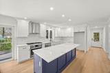 25 Lynn St - Photo 6