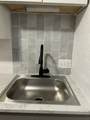 137 Winthrop St - Photo 6