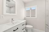 18 Balcomb St - Photo 21