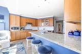 1 Avery St - Photo 11