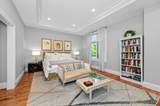 120 Seaver St - Photo 16