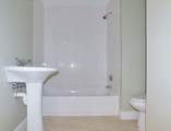 10 Roxbury - Photo 11