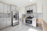 48 Burt St - Photo 14