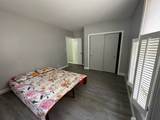 9 Oak - Photo 8