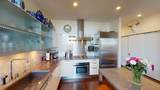 360 Newbury St - Photo 6