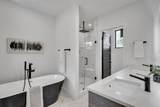 1242 Beacon St - Photo 15