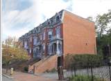 70 Temple St - Photo 2