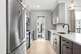 287 Maverick St - Photo 7
