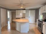 17 Davis St - Photo 6