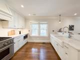 35 Willard St - Photo 8