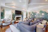 370 Grove St - Photo 10