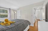 213 Salem St - Photo 19