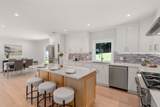 20 Scott Road - Photo 8