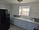 27 Stocker - Photo 2