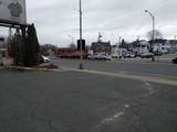 550 Main St - Photo 4