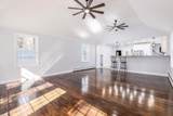 370 Thompson - Photo 17