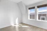 24 Rush Street - Photo 16