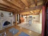 32 Surrey - Photo 4