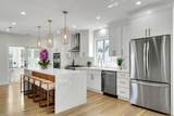 66 Sycamore St - Photo 6