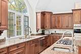 110 Spruce St - Photo 9
