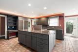 983 Centre St - Photo 15