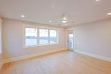 121 Bay Street - Photo 16