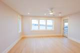 121 Bay Street - Photo 18