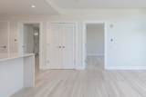 32 Traveler St - Photo 7