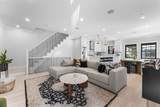 11 Lowell St - Photo 2