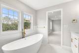 3 Whitman Circle - Photo 3