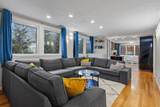 60 Agassiz Avenue - Photo 2