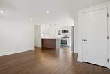 245 Careswell St - Photo 13
