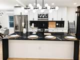 156 Beech St - Photo 9