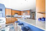 1 Avery St - Photo 12