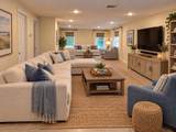 25 Whiting Ln - Photo 1