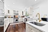 110 Redwood Rd - Photo 3