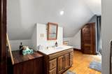 6 Menlo St - Photo 33