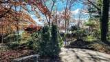 136 Lakeside Drive East - Photo 32