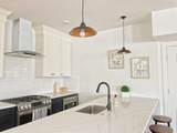 165 Everett St - Photo 2