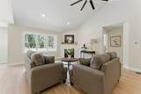 10 Nicols Way - Photo 5