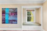 12 Stones Throw - Photo 14