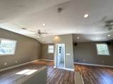 18 Walton Street - Photo 23