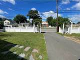 29 Lamont St - Photo 2