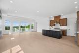 15 Broadleaf - Photo 1